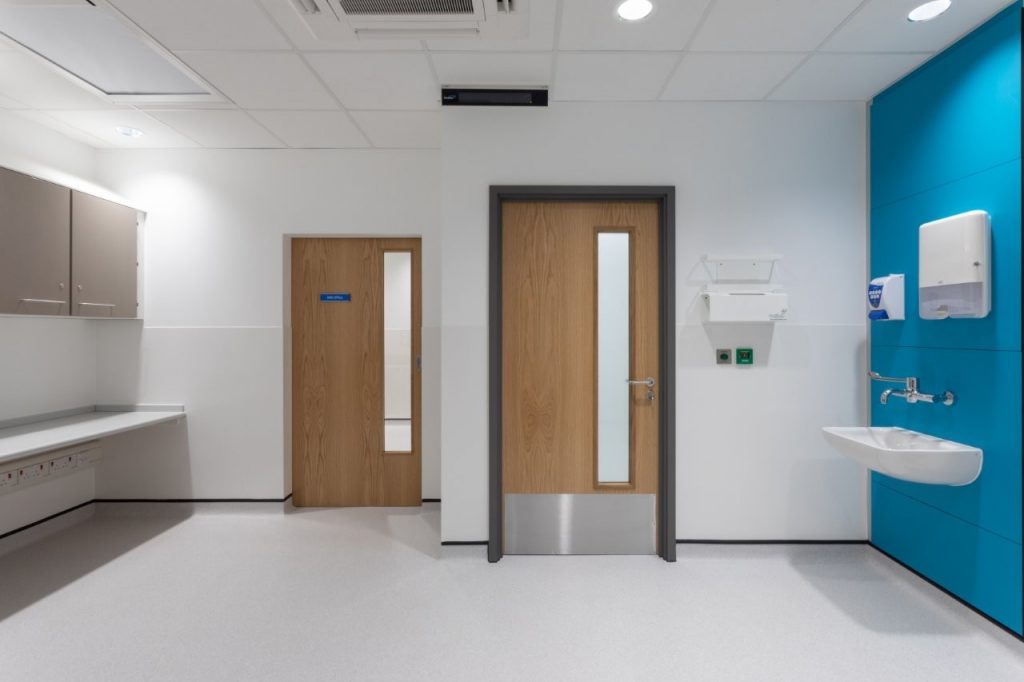 ElthamCommunityHospital_C6198_165