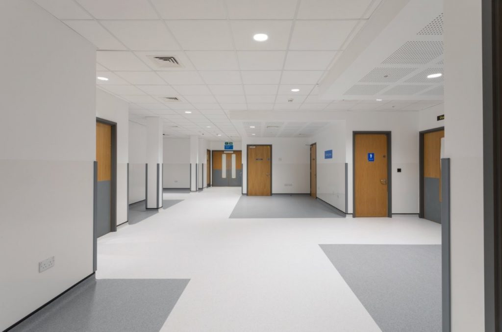 ElthamCommunityHospital_C6198_289